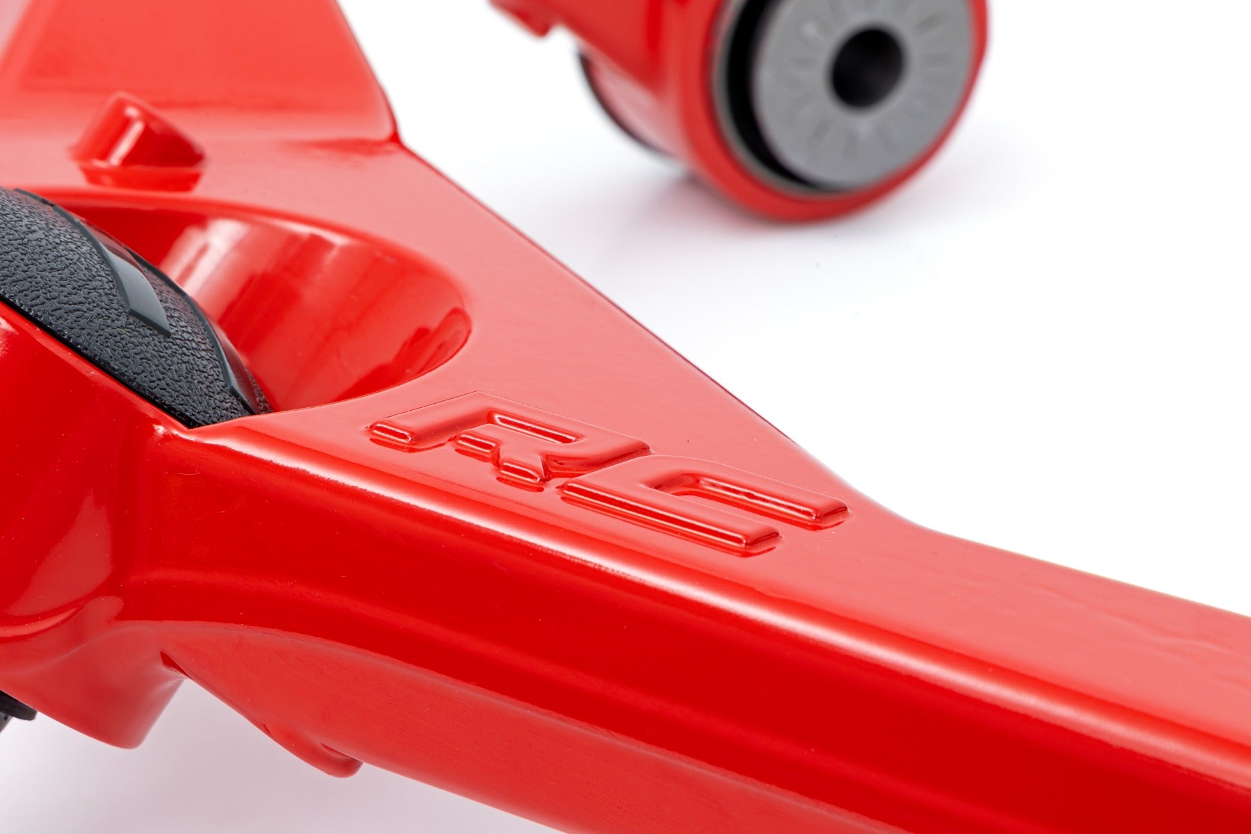 11-19_gm_2500_red_aluminum_control_arms_-1959red.jpg