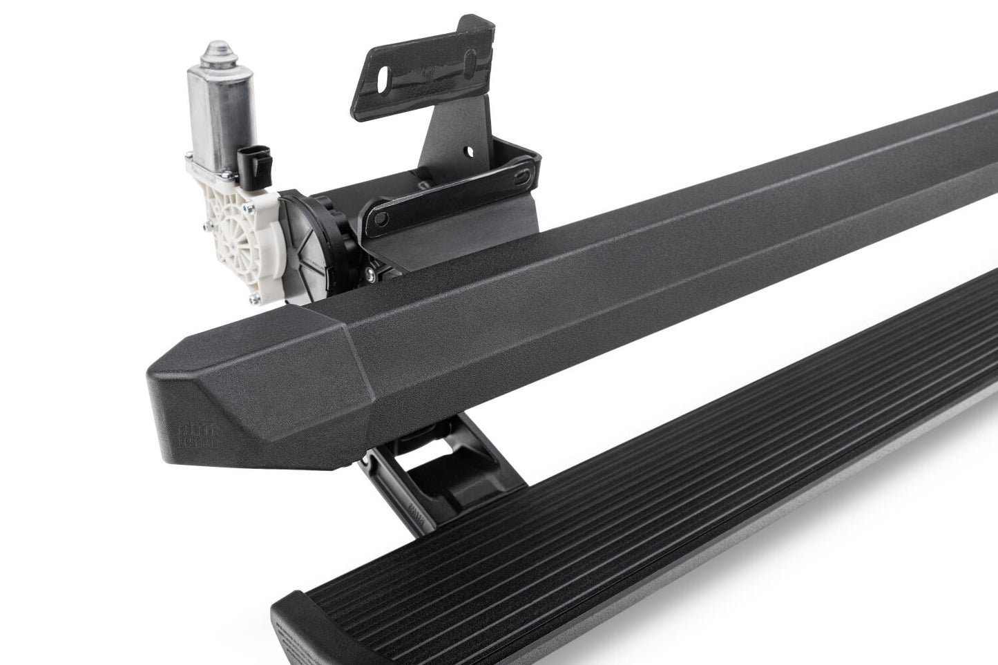 AMP-powerstep-xl-2022-ford-super-duty-77242-01a-23-10-09-on-white-studio-130.jpg