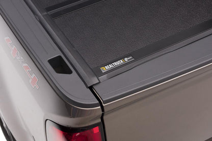 BAK-BAKFlip-G2-2016-Chevrolet-Colorado-Studio-08_RT.jpg