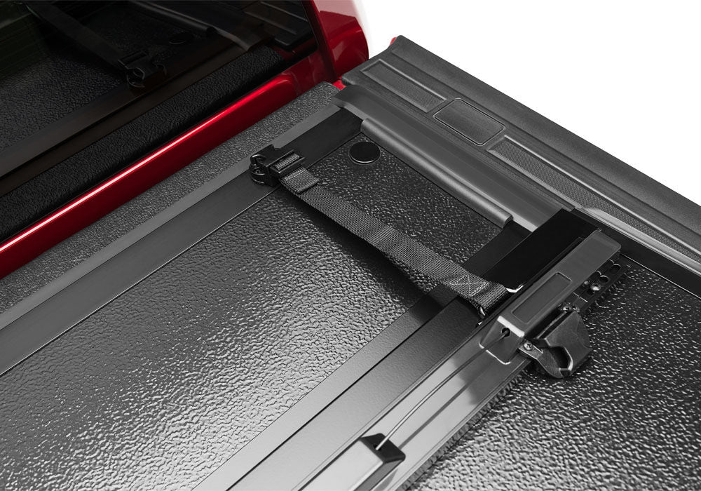 BAKbak-bakflip-g2-2020-chevrolet-silverado-red-studio-15.jpg