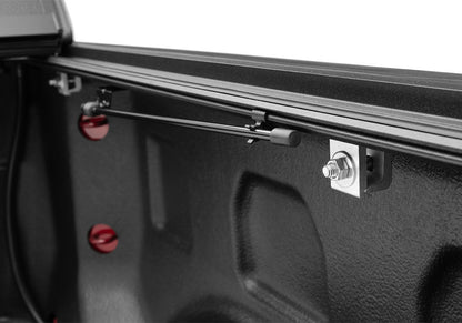 BAKbak-bakflip-g2-2020-chevrolet-silverado-red-studio-18.jpg