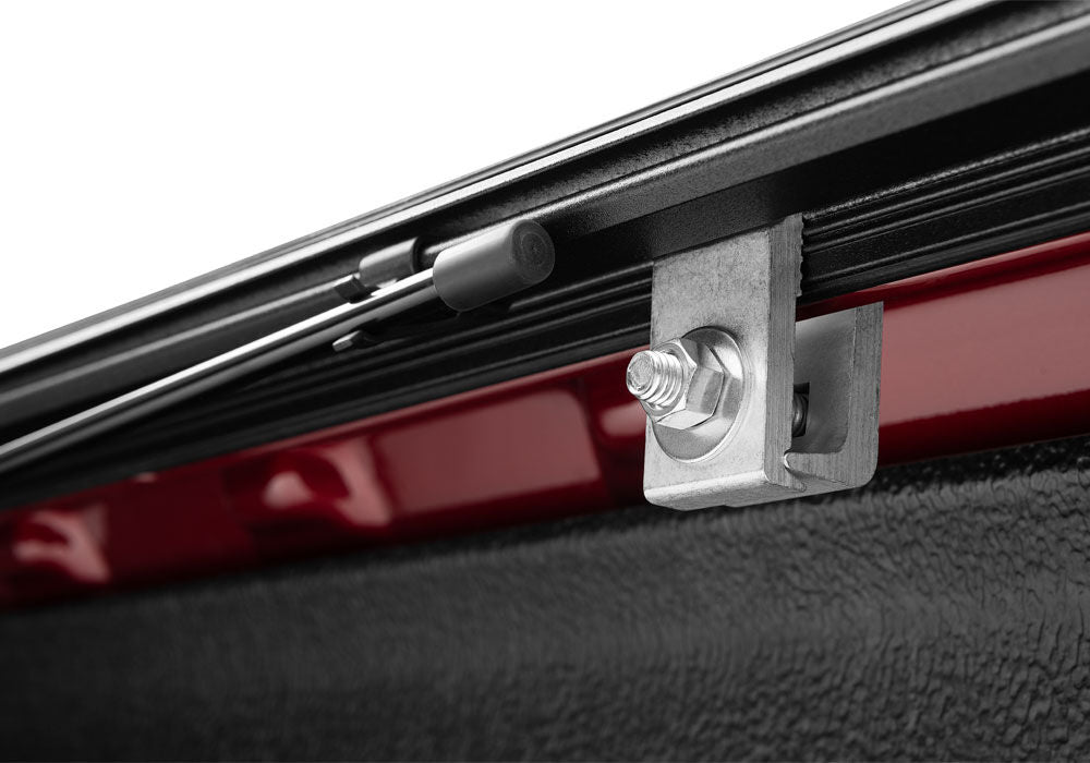 BAKbak-bakflip-g2-2020-chevrolet-silverado-red-studio-19.jpg