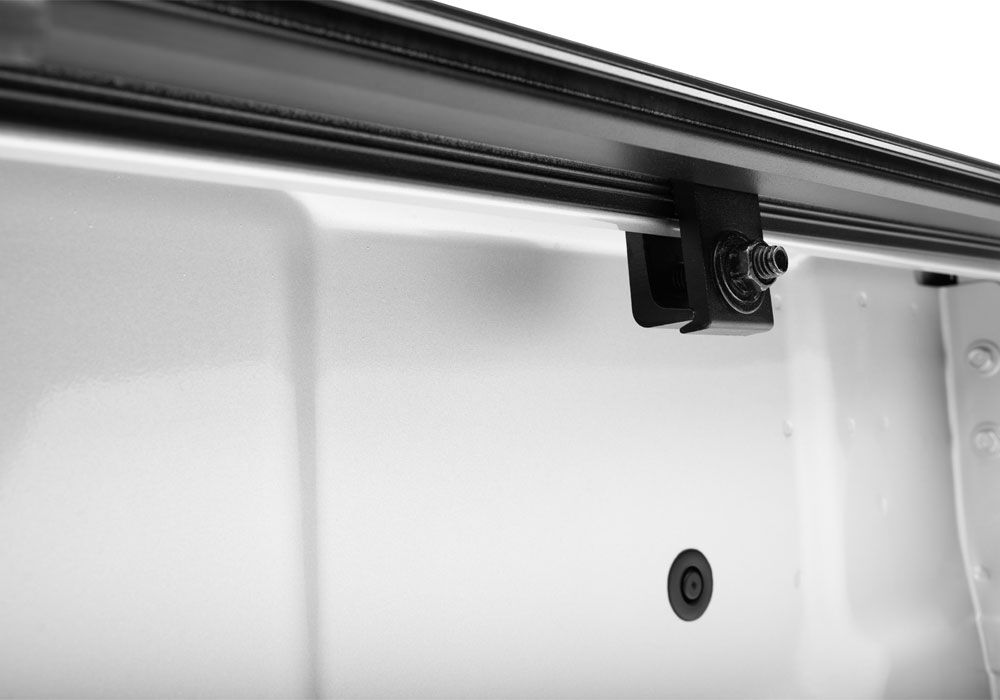 BAKbak-bakflip-g2-2022-nissan-frontier-silver-studio-16.jpg