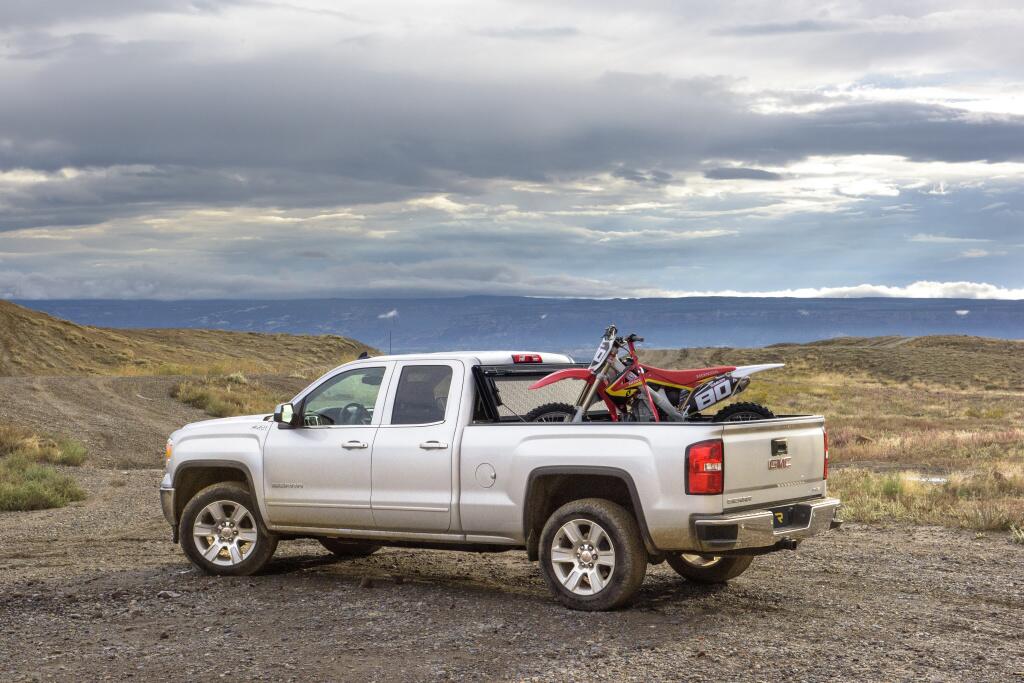 BK_BakFlip_F1_Sierra_DirtBike2_RT.jpg