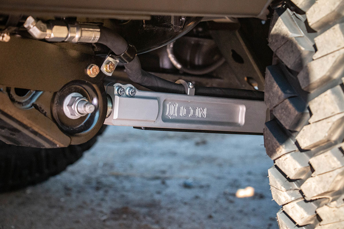 BRONCO_REAR_LINK_10_WEBLARGE.jpg