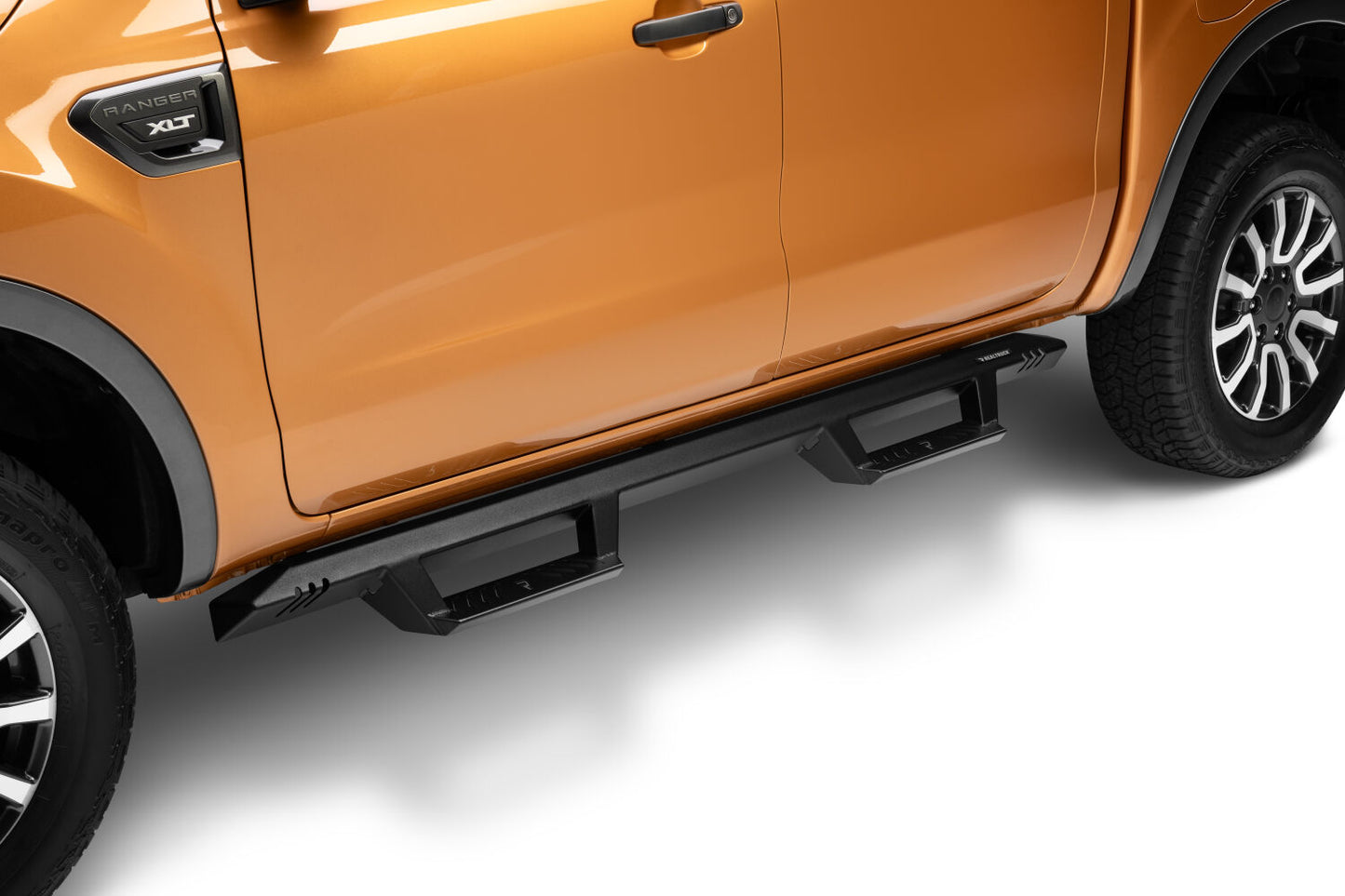 NFBn-fab-epyx-steps-2019-ford-ranger-orange-studio-02.jpg