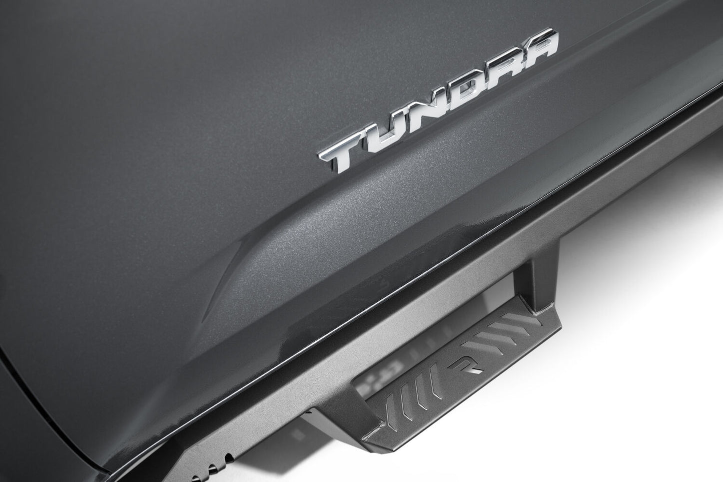 NFBn-fab-epyx-steps-2022-toyota-tundra-gray-studio-01.jpg