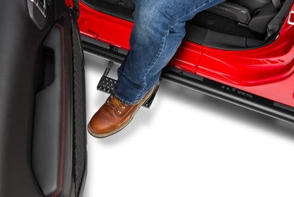 NFBn-fab-rkr-rails-2020-jeep-gladiator-red-studio-01.jpg
