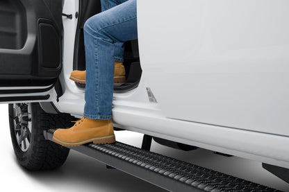 NFBnfab-growler-fleet-step-2022-chevrolet-silverado-white-studio-02.jpg
