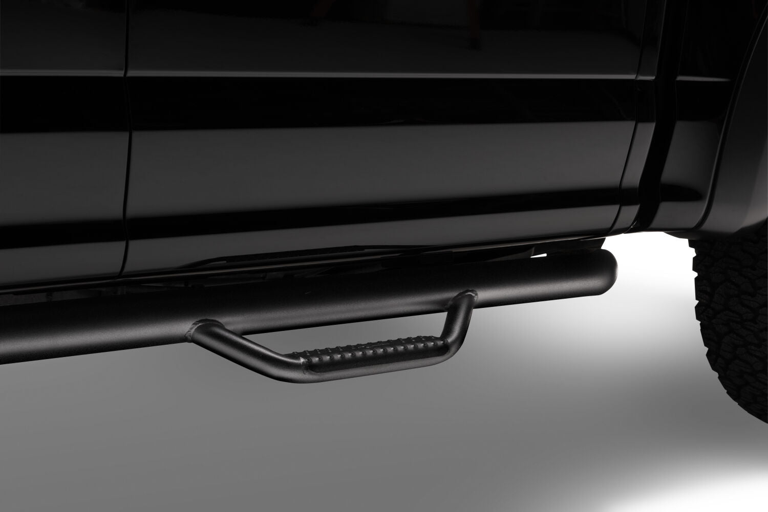 NFBnfab-nerf-step-texture-2017-ford-f150-raptor-black-studio-07.jpg