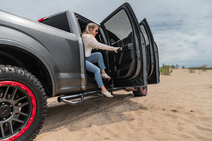 NFBnfab-nerf-step-texture-2019-ford-f150-gray-lifestyle-02.jpg
