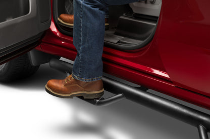 NFBnfab-nerf-step-texture-bed-access-2019-chevrolet-silverado-red-studio-04.jpg