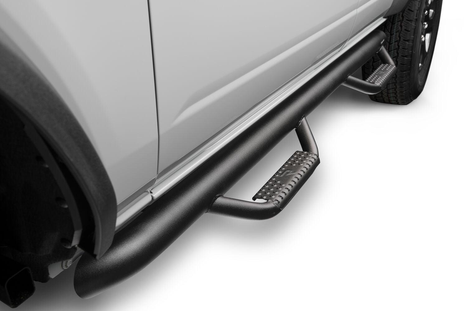 NFBnfab-nerf-step-textured-2021-ford-bronco-cactus-gray-studio-13.jpg