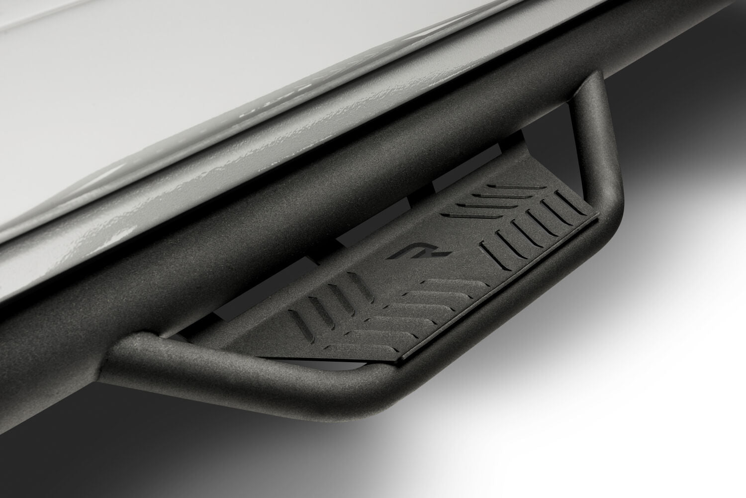 NFBnfab-podium-lg-black-textured-2017-gmc-sierra-2500-silver-studio-01.jpg