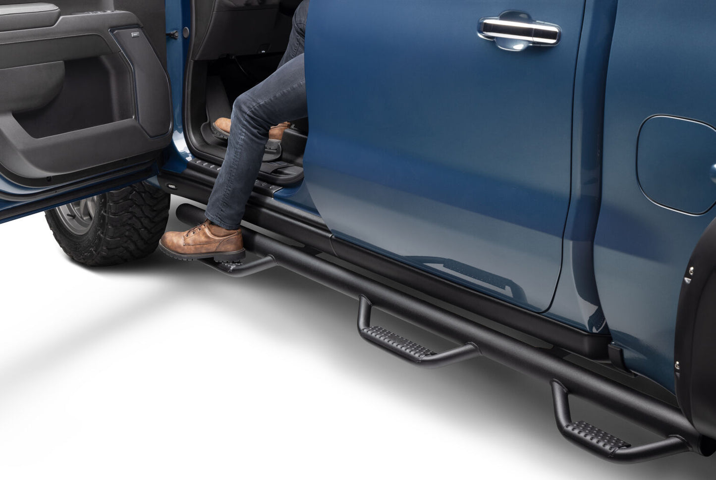 NFBnfabw2w-nerf-bars-textured-2024-gmc-sierra-1500-NFB-C1996CC-6-TX-ov-019-2.jpg