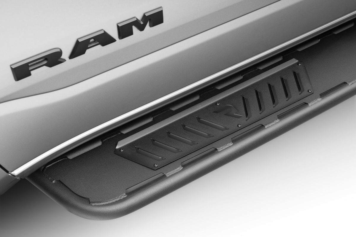 NFBrealtruck-roan-running-boards-2025-ram-1500-nbd19cc-tx-ov-013.jpg