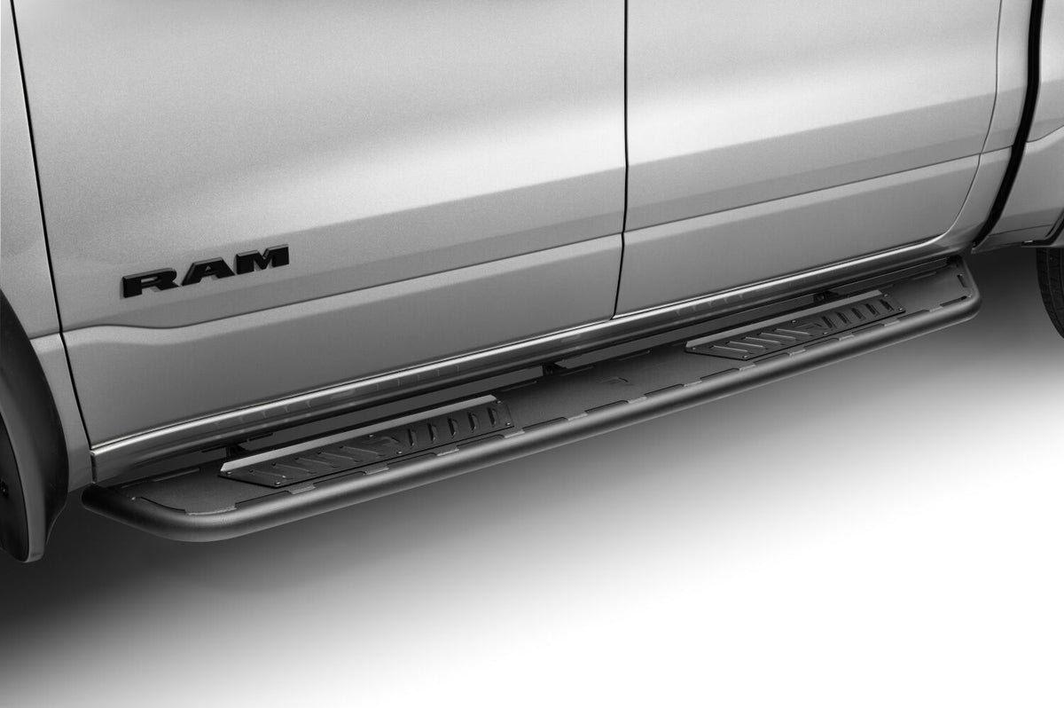NFBrealtruck-roan-running-boards-2025-ram-1500-nbd19cc-tx-ov-026.jpg