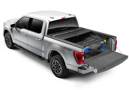 RNLroll-n-lock-cargo-manager-a-series-2021-ford-f150-silver-studio-03.jpg