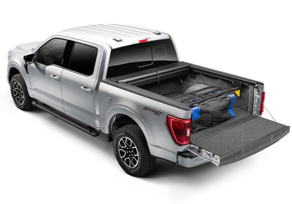 RNLroll-n-lock-cargo-manager-a-series-2021-ford-f150-silver-studio-04.jpg