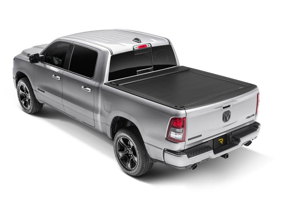 RNLroll-n-lock-e-series-2020-ram-1500-silver-studio-07.jpg