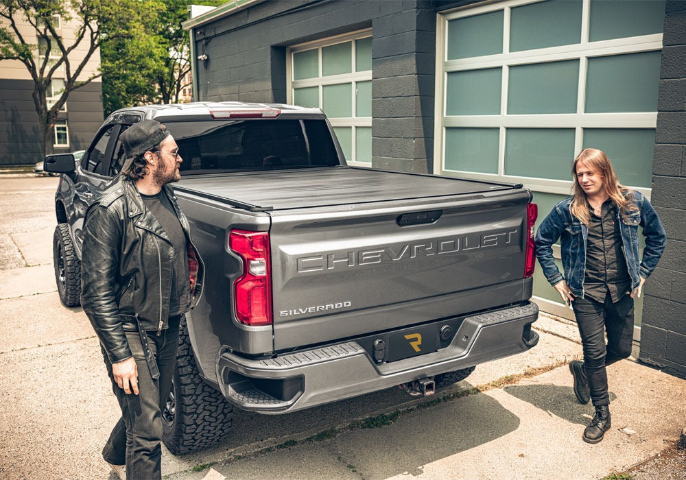 RX-RetraxEQ-Chevy-Silverado-Lifestyle-05.jpg