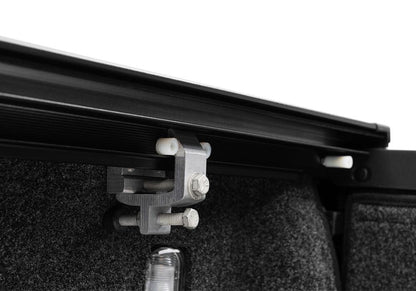 RX_OneXR_21Ford-F150_Details_02Clamp.jpg