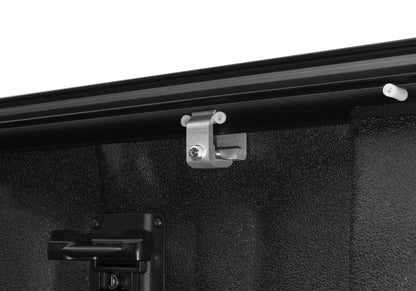 RX_PowerTraxProMX_Ford-Raptor-Details-02-Rail-Clamp.jpg