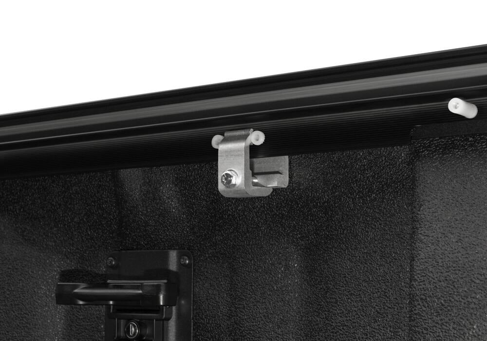 RX_PowerTraxProMX_Ford-Raptor-Details-02-Rail-Clamp.jpg