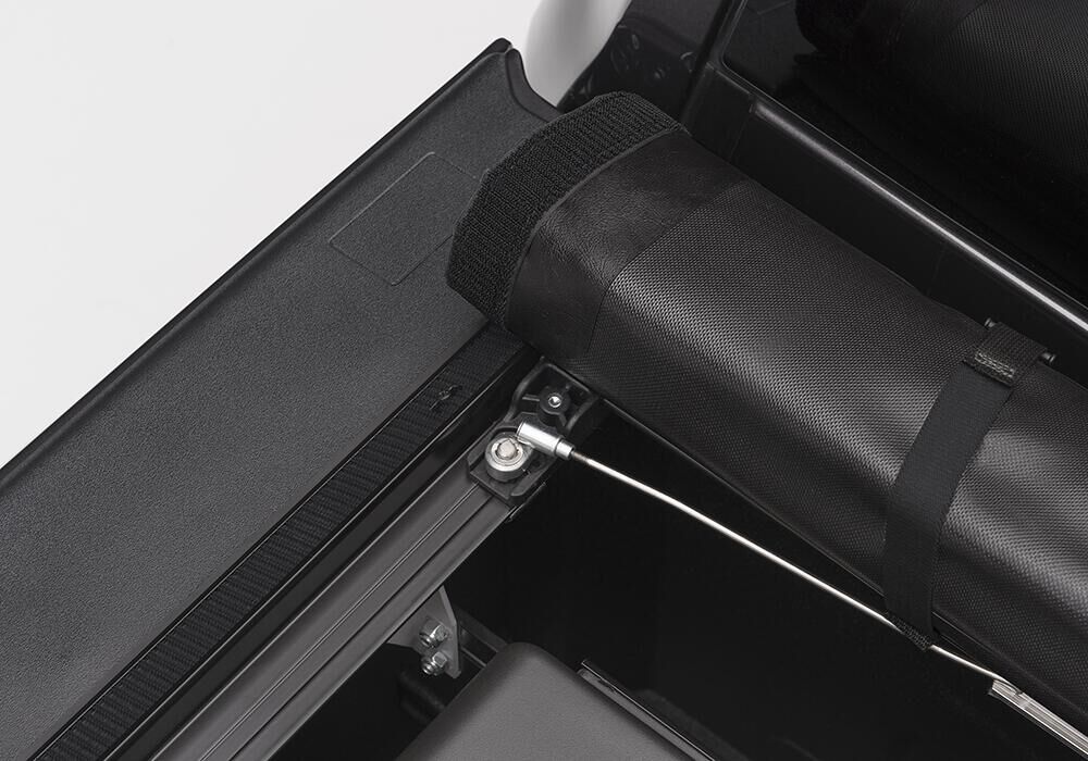 TRXTX_Deuce_RAM_RollDetail1_H.jpg