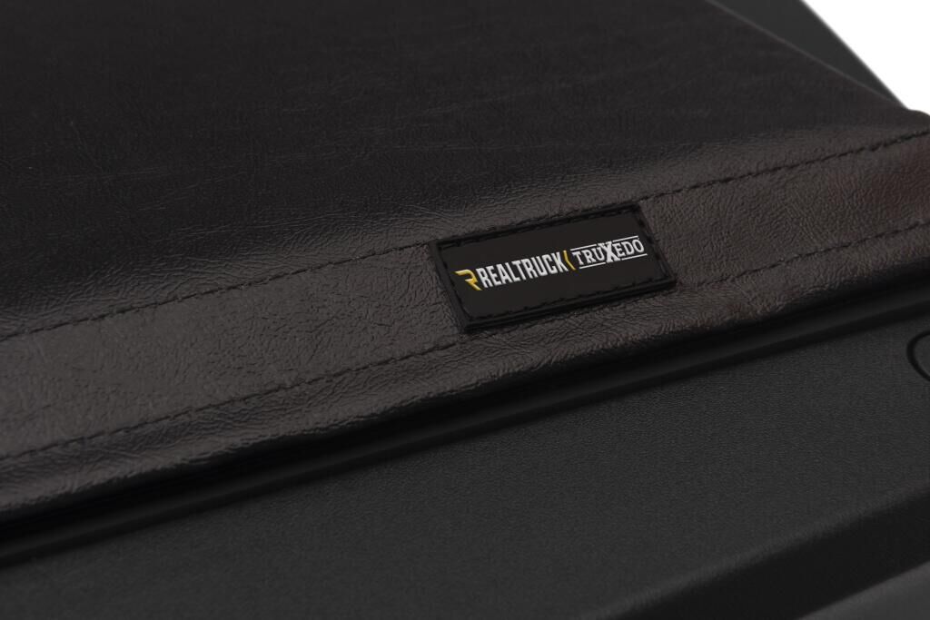 TRXTX_LoPro_17Honda-Ridgeline_Details_04Badge_RT.jpg