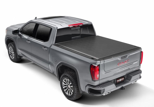 TRXTX_LoPro_21GMC_Sierra_01Closed.jpg