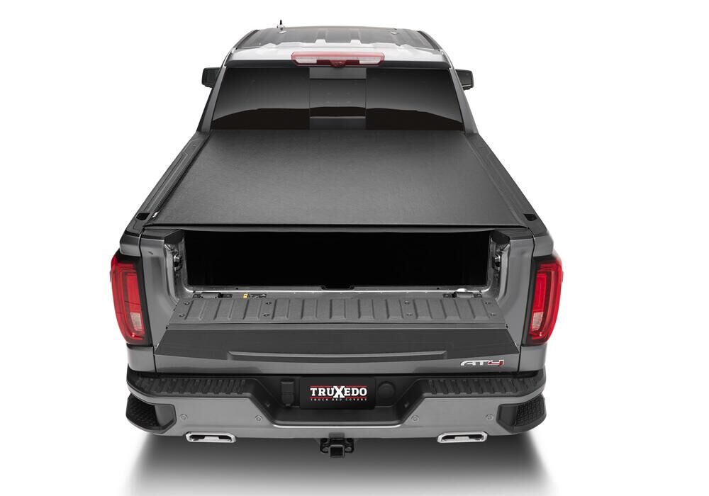 TRXTX_LoPro_21GMC_Sierra_Rear_02Closed-TailgateOpen.jpg