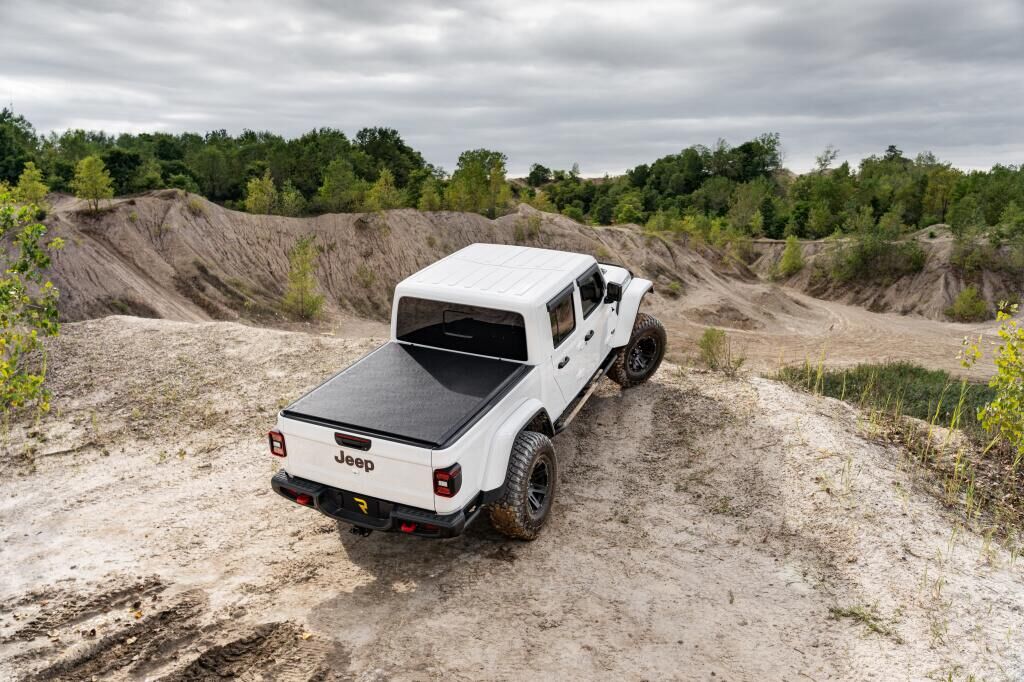 TRXTX_LoPro_Jeep-Gladiator_Bundy-Hill_RT.jpg