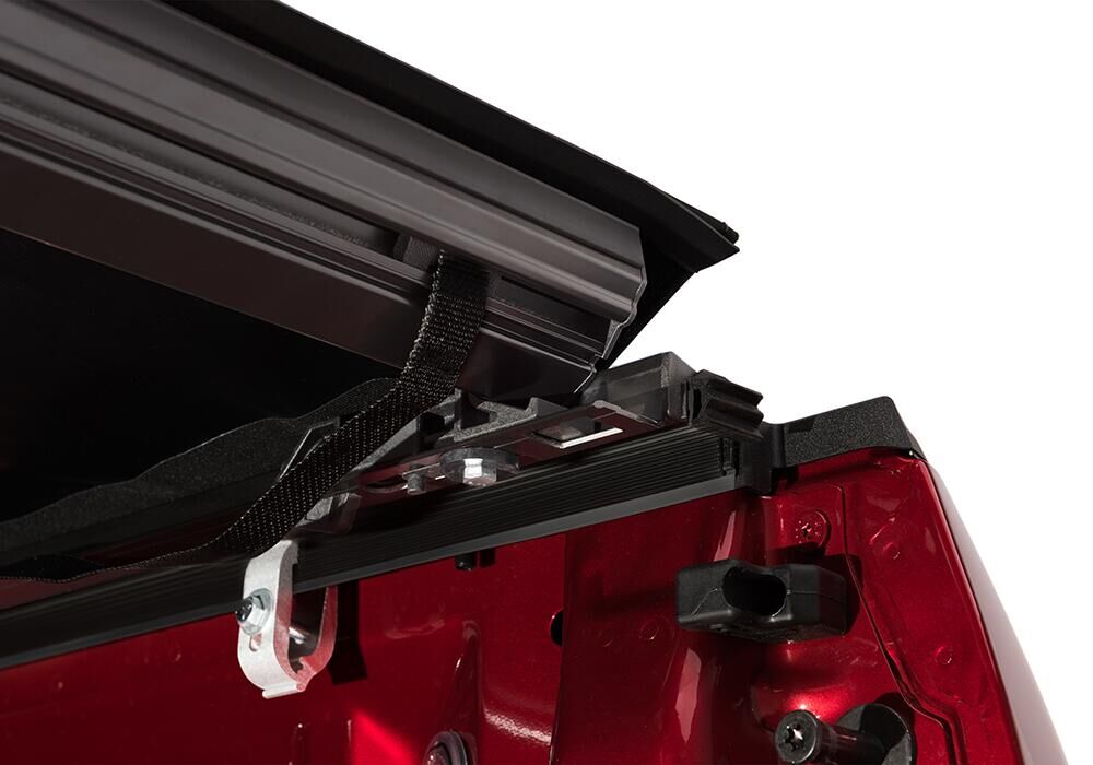 TRXTX_ProX15_17FordRed_RearLatchClamp.jpg