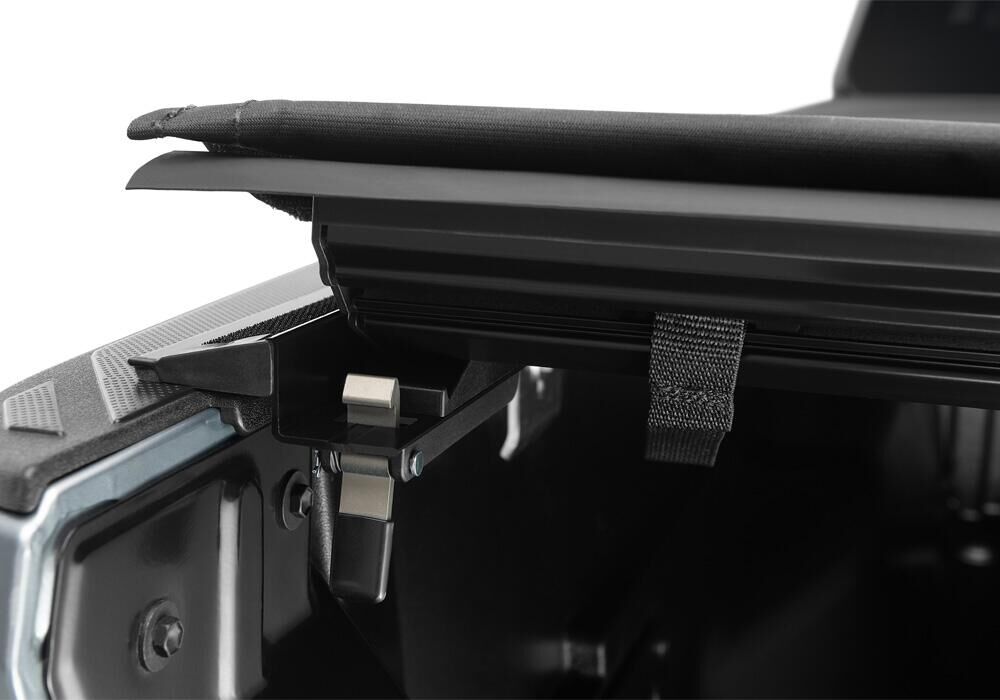 TRXTX_ProX15_20Toyota-Tacoma_Details_04TriggerLatch.jpg