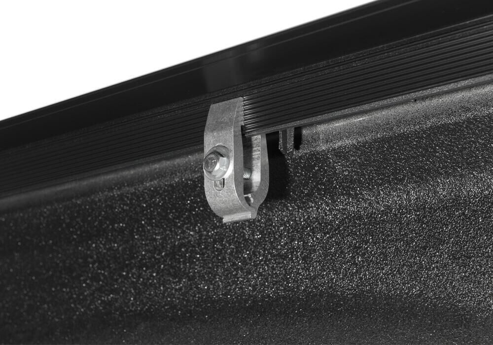 TRXTX_SentryCT_Dodge-Ram18_Details-Clamp.jpg