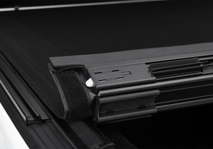 TRXTX_SentryCT_Jeep-Gladiator_Details_04Latch.jpg