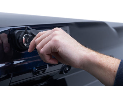 UNDUC_EliteLX_21Ford-F150_Details_06LockKey.jpg