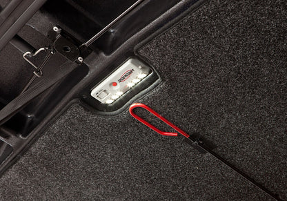 UNDUC_EliteLX_Ford_Red_Detail_CargoRetriever.jpg