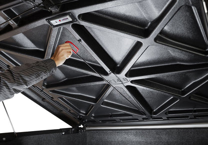 UNDUC_Elite_CoverDetail_CargoRetriever01.jpg