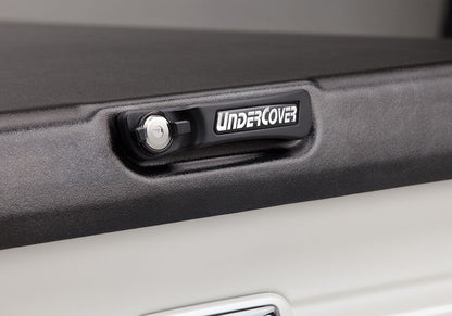 UNDUC_Elite_Ford_White_Detail-Lock.jpg