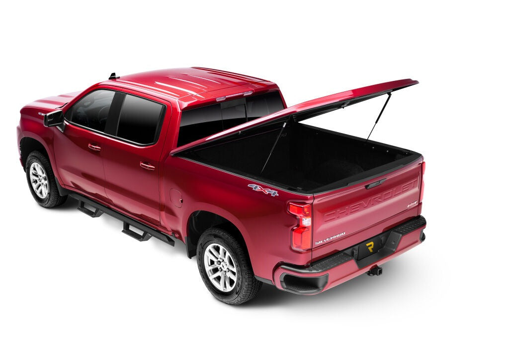 UNDUC_LUX_19Chevy-Silverado_02Open_RT.jpg