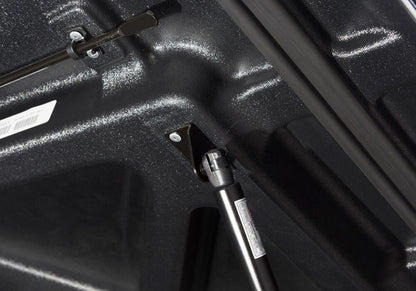 UNDUC_LUX_Chevy_2017_Blue_Detail_PropRod.jpg