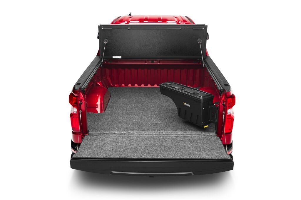 UNDUC_SwingCase_Chevy_Red_26_RT.jpg