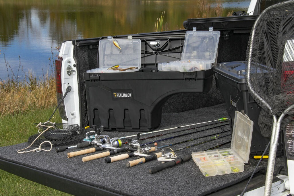 UNDUC_SwingCase_Fishing03_RT.jpg