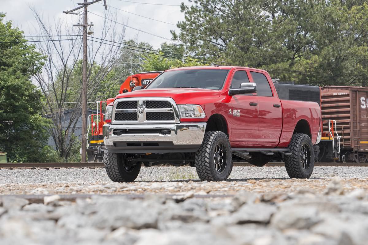dodge_radius_arm_drop_outdoor_front_driver_2_1_1.jpg