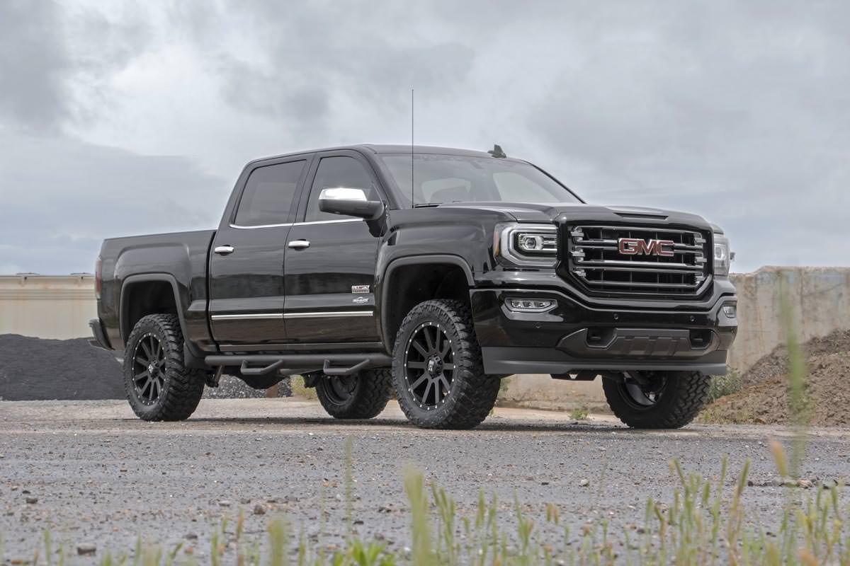 gmc-16-sierra1500-black-fp-indst-194-20_2_1_3.jpg