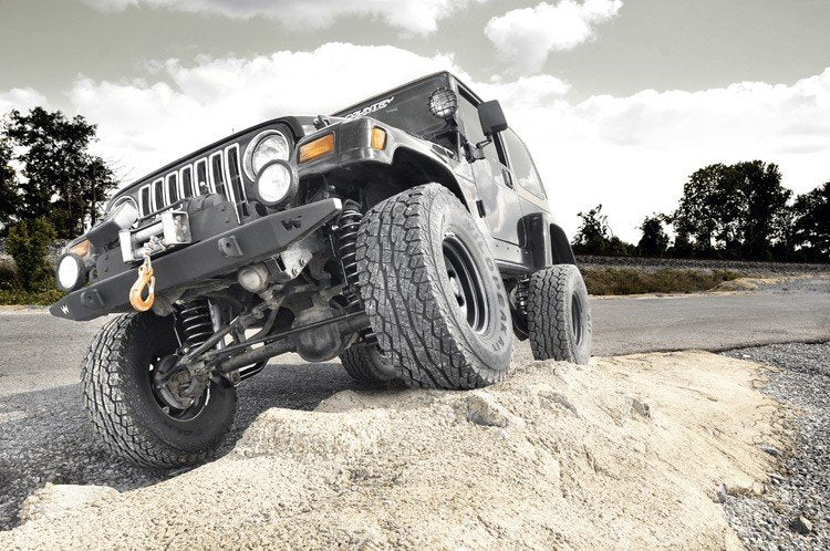 jeep-lift-kit_906s-installed_1_1_1.jpg