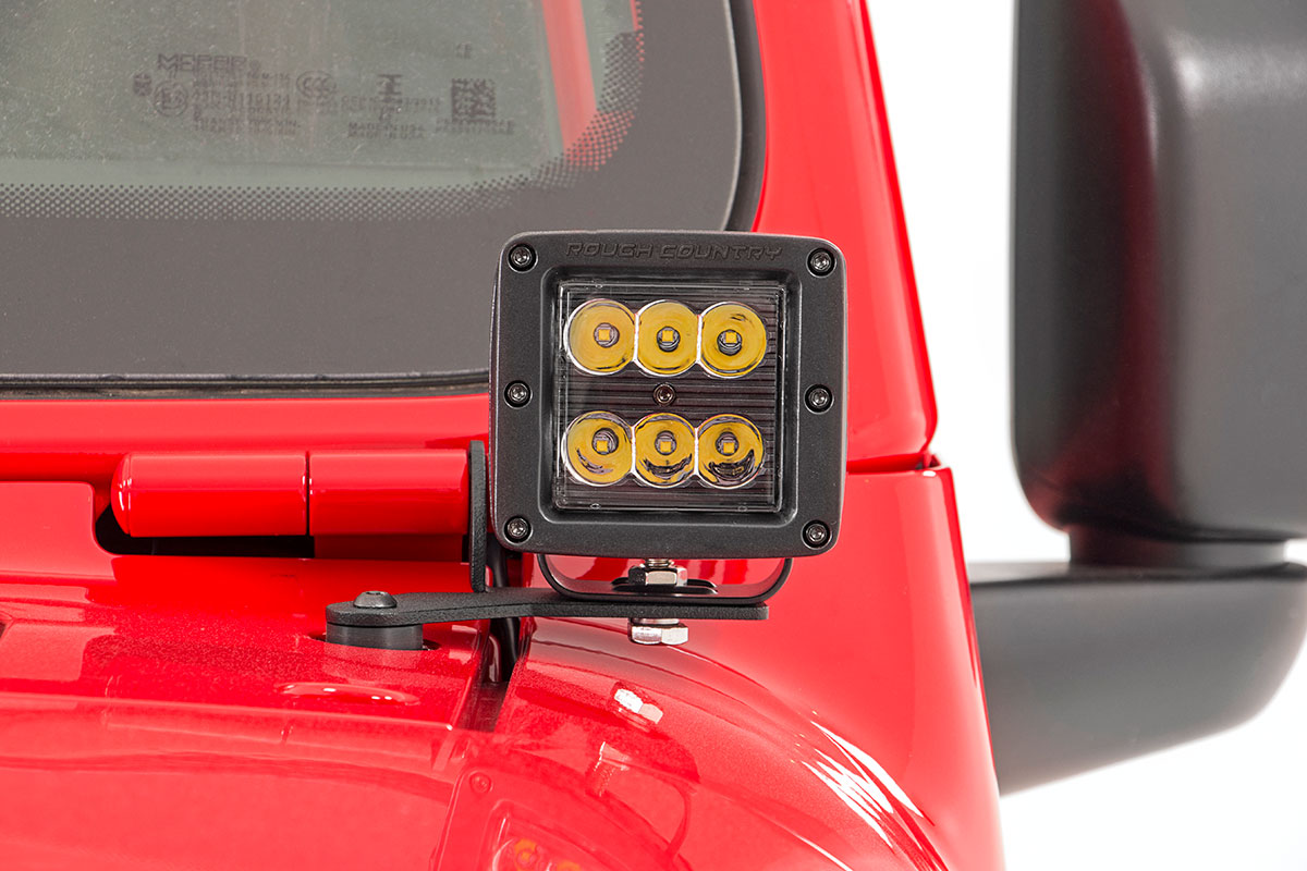 jl-2in-bs-cowl-mount-70052-install2_2.jpg