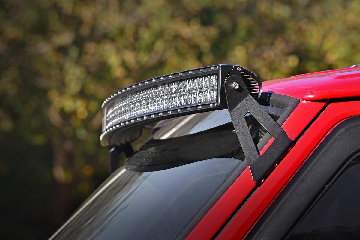 lights-50-inch-jeep-xj-mounts_70517-base-install_1_1_1.jpg